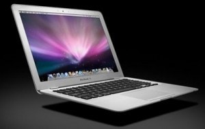 The difference between the Macbook Air and PC Notebook The difference between the Macbook Air and PC Notebook